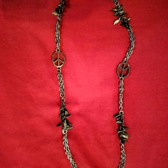 Vintage Peace And Leaves Necklace - Picture 1 of 4